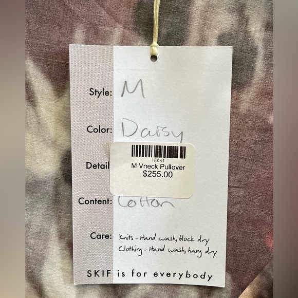 SKIF Daisy cotton top. One Size. Statement piece. Fashion meets comfort. USA NWT - Picture 6 of 11